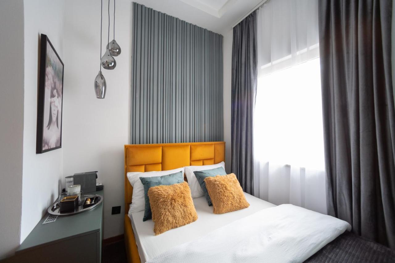 Natali Luxury Suites- Mini Rooms Beograd Eksteriør billede